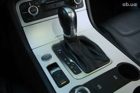 Volkswagen Touareg 2011 - фото 17