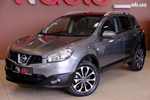 Nissan Qashqai 2011 серый - фото 2