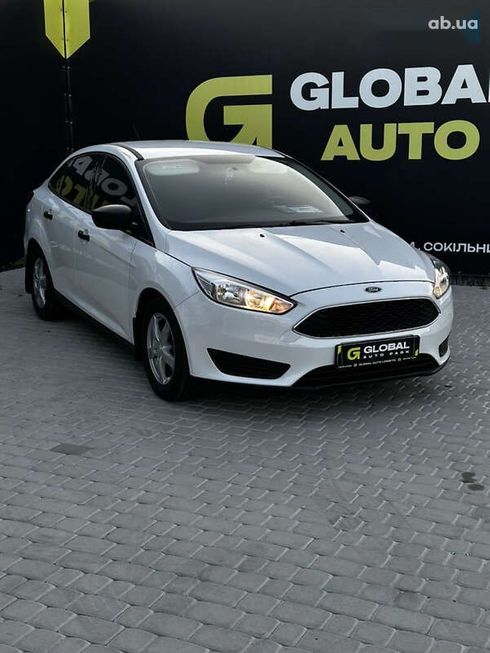 Ford Focus 2015 - фото 3