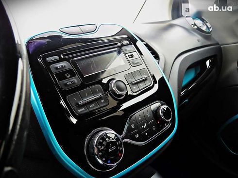 Renault Captur 2015 - фото 11