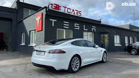 Tesla Model S 2019 - фото 29