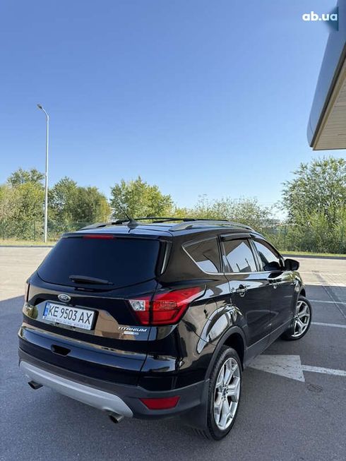 Ford Escape 2019 - фото 9