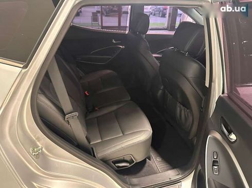 Hyundai Santa Fe 2017 - фото 19