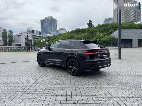 Audi RS Q8 2020 - фото 6