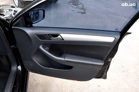 Volkswagen Jetta 2012 - фото 3