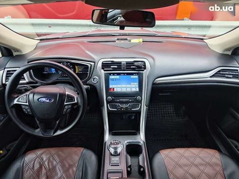 Ford Fusion 2017 - фото 13
