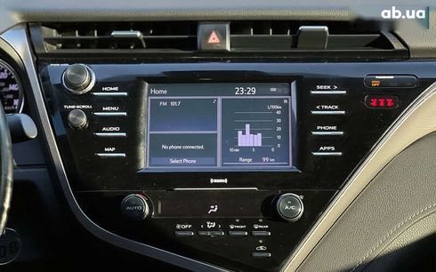 Toyota Camry 2020 - фото 16