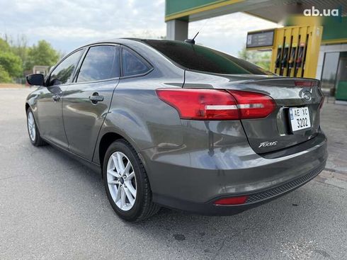 Ford Focus 2017 - фото 9