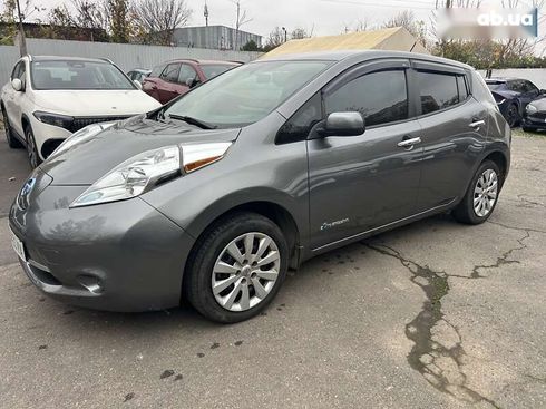 Nissan Leaf 2015 - фото 15