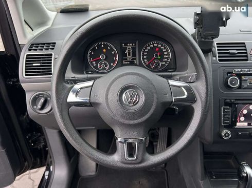 Volkswagen Touran 2011 - фото 18