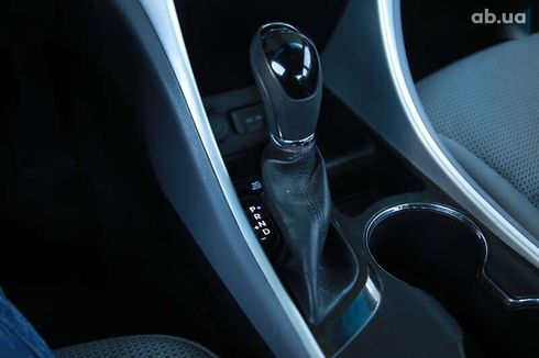 Hyundai Sonata 2014 - фото 16