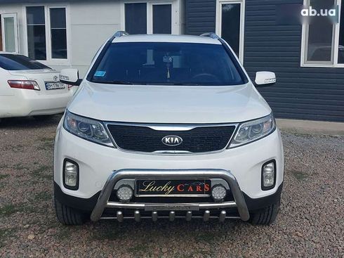 Kia Sorento 2013 - фото 2