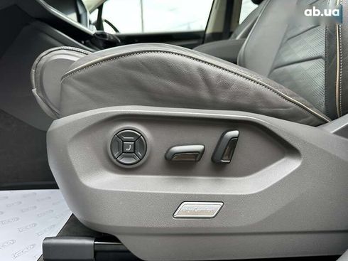 Volkswagen Touareg 2020 - фото 30