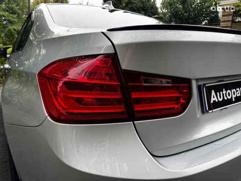 BMW 3 серия 2012 серый - фото 9