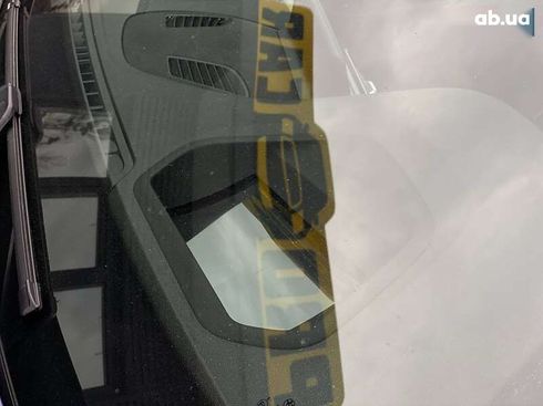 BMW 5 серия 2017 - фото 29