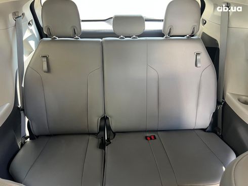 Toyota Sienna 2021 черный - фото 23