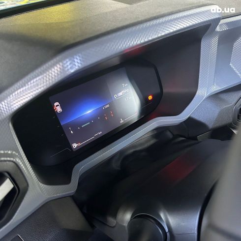 Renault Duster 2025 зеленый - фото 15