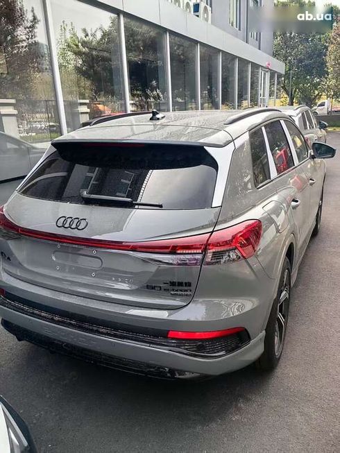 Audi Q4 e-tron 2025 - фото 2