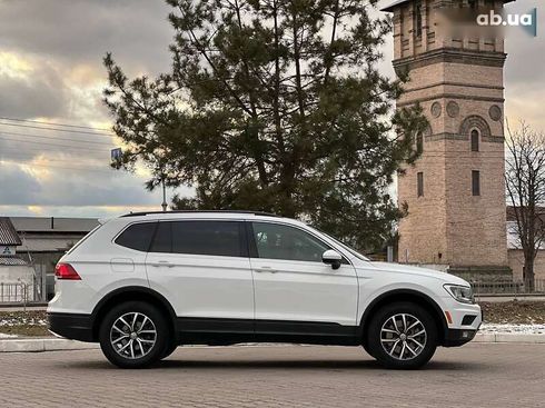 Volkswagen Tiguan Allspace 2018 - фото 9