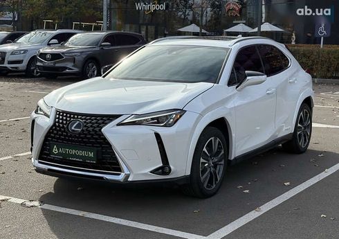 Lexus UX 2021 - фото 9