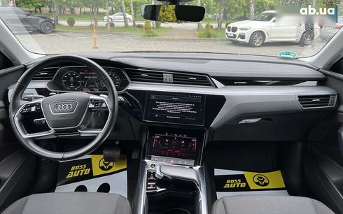 Audi E-Tron 2022 - фото 11