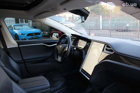 Tesla Model S 2015 - фото 21