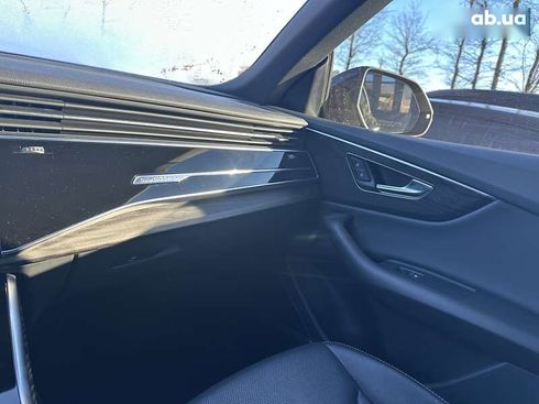 Audi Q8 2020 - фото 23