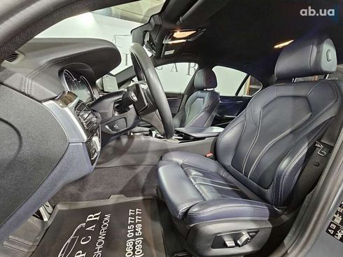BMW 5 серия 2017 - фото 21