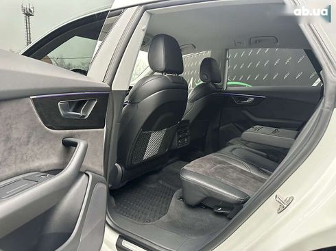 Audi Q8 2019 - фото 15