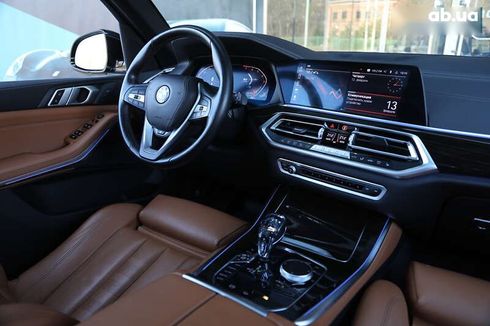 BMW X5 2019 - фото 11