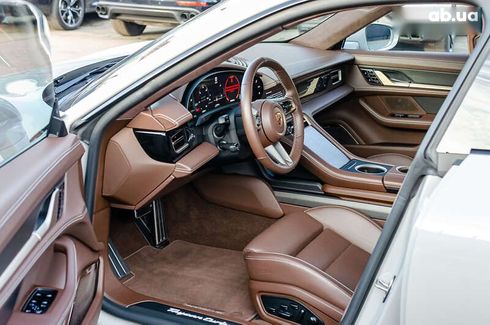 Porsche Taycan 2021 - фото 20
