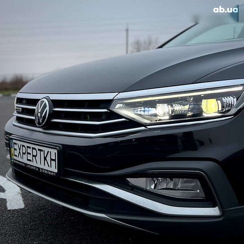 Volkswagen passat alltrack 2020 - фото 9