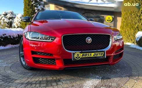 Jaguar XE 2018 - фото 11