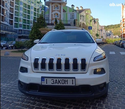 Jeep Cherokee 2015 белый - фото 4