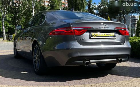 Jaguar XF 2017 - фото 5