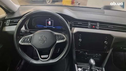 Volkswagen Passat 2022 - фото 9