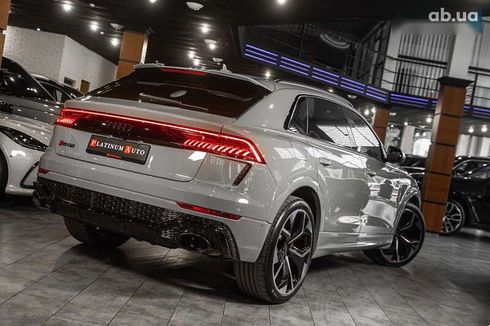 Audi RS Q8 2023 - фото 4