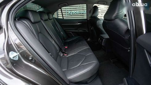 Toyota Camry 2020 - фото 7