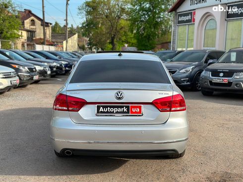 Volkswagen Passat 2014 серый - фото 7