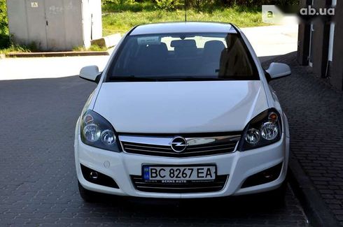 Opel Astra 2013 - фото 15
