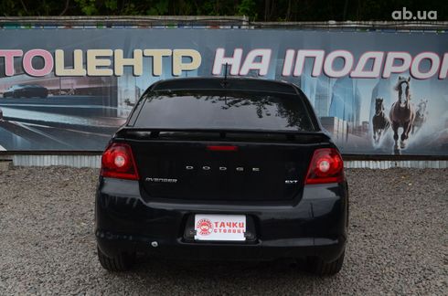 Dodge Avenger 2012 черный - фото 9