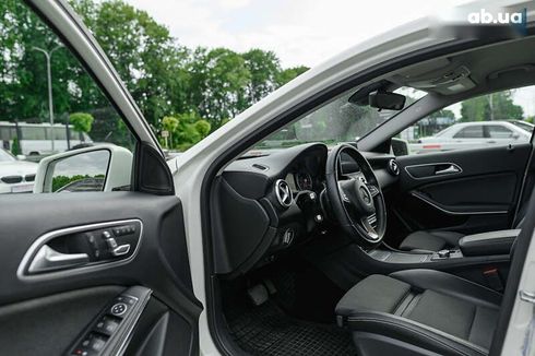 Mercedes-Benz A-Класс 2016 - фото 12