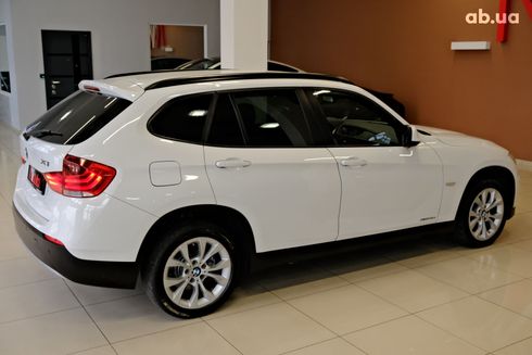 BMW X1 2011 белый - фото 4