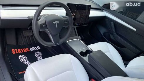 Tesla Model 3 2022 - фото 12