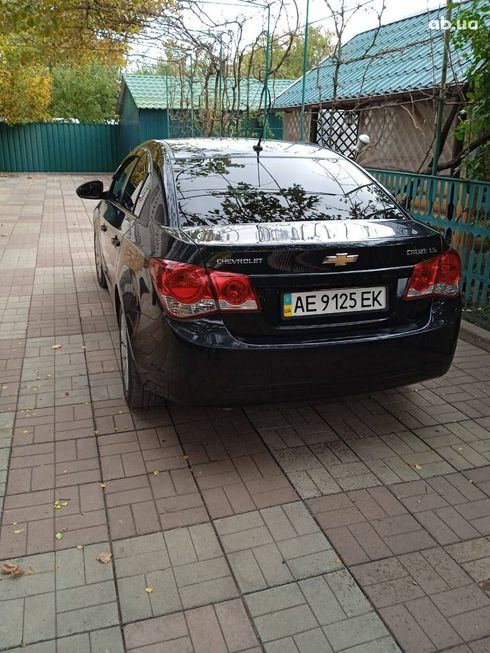 Chevrolet Cruze 2010 черный - фото 4