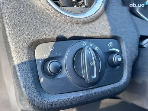 Ford Fiesta 2016 - фото 15