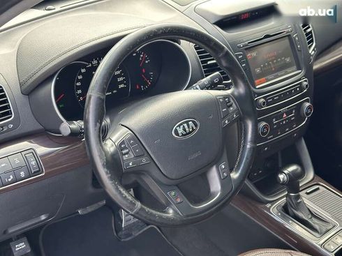 Kia Sorento 2014 - фото 16