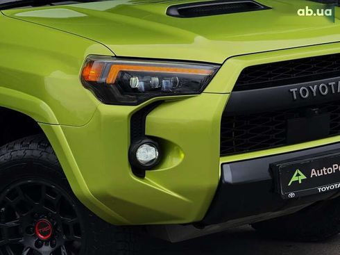 Toyota 4Runner 2021 - фото 9