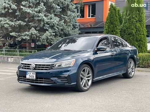 Volkswagen Passat 2018 - фото 4