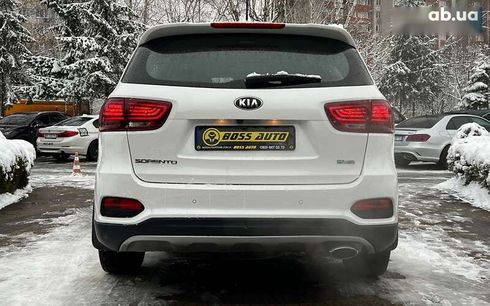 Kia Sorento 2018 - фото 6